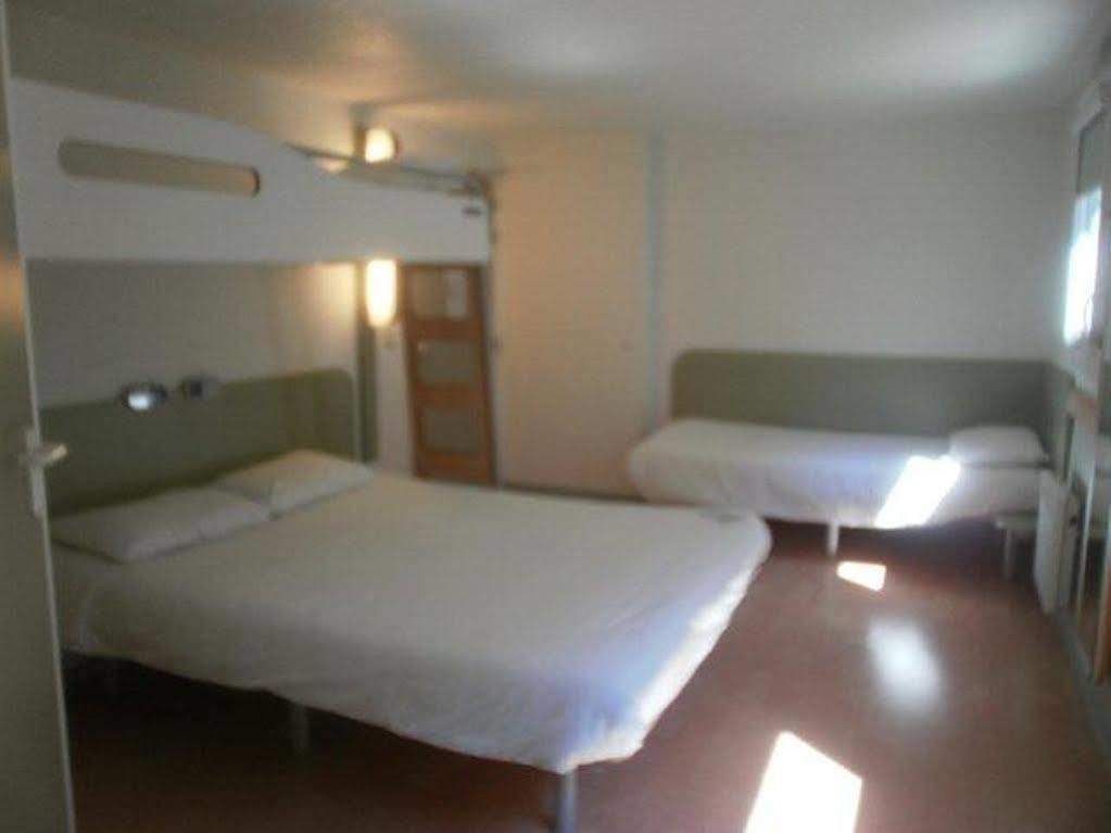 Ibis Budget Tarbes Exterior foto